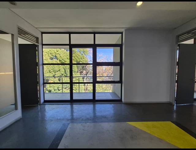 332M² OFFICE TO LET IN SANDTON CENTRAL